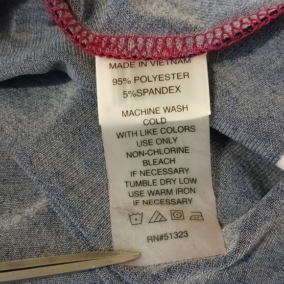 Chaus New York  Red Multi Stripe Sharkbite Hem Short Sleeve Top Womens Small - Picture 7 of 8